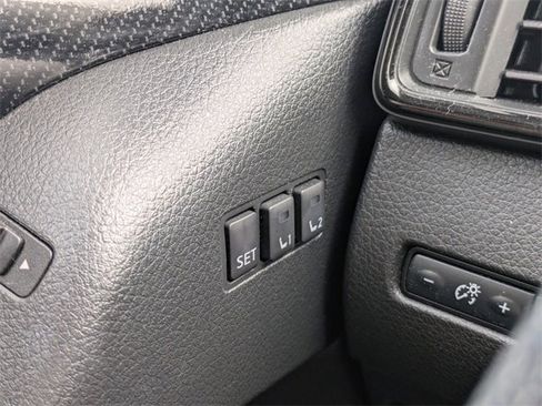 Used 2019 Nissan Rogue SL image 28