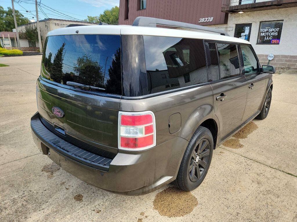 Used 2011 Ford Flex SE FWD image 7