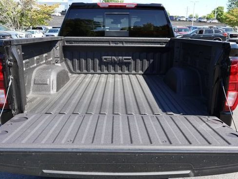 New 2026 GMC Sierra 1500 SLE AWD/4WD image 23