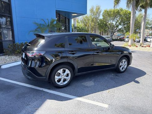 Certified 2024 Honda HR-V LX image 8