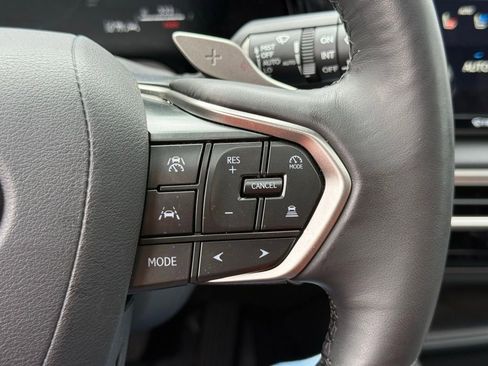 Certified 2025 Lexus RX 350 Premium w/ Accessory Package image 32