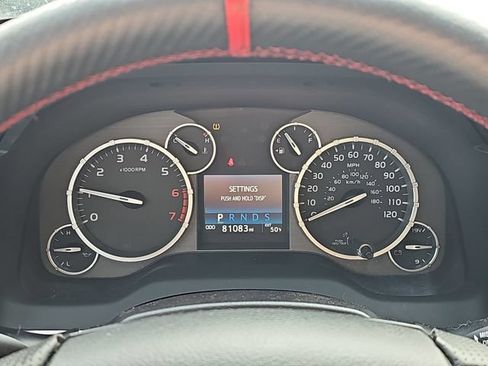 Used 2017 Toyota Tundra SR5 w/ SR5 Upgrade Package RWD image 11
