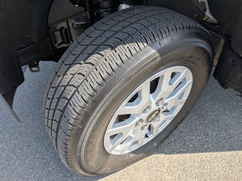 Used 2025 Toyota Tacoma SR image 21