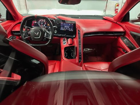 Used 2023 Chevrolet Corvette Stingray Premium Cpe w/ Z51 Performance Package RWD image 21