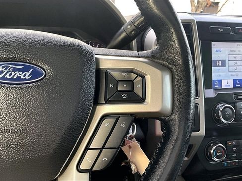Used 2020 Ford F250 Lariat image 14