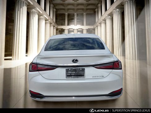 Used 2025 Lexus ES 300h w/ Premium Package FWD image 5
