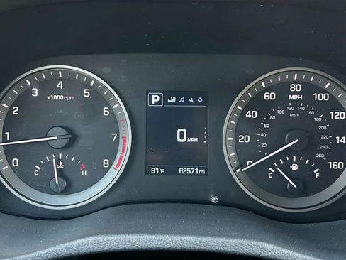 Used 2017 Hyundai Tucson Sport image 9