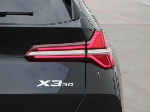 Certified 2026 BMW X3 xDrive30 w/ Premium Package image 11