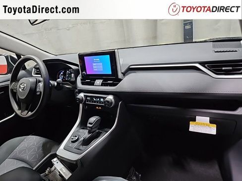 New 2025 Toyota RAV4 XLE image 26
