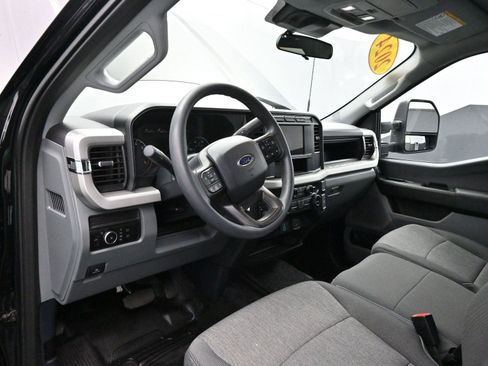 Used 2024 Ford F250 XL w/ XL Off-Road Package AWD/4WD image 14
