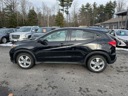 Used 2016 Honda HR-V EX image 2
