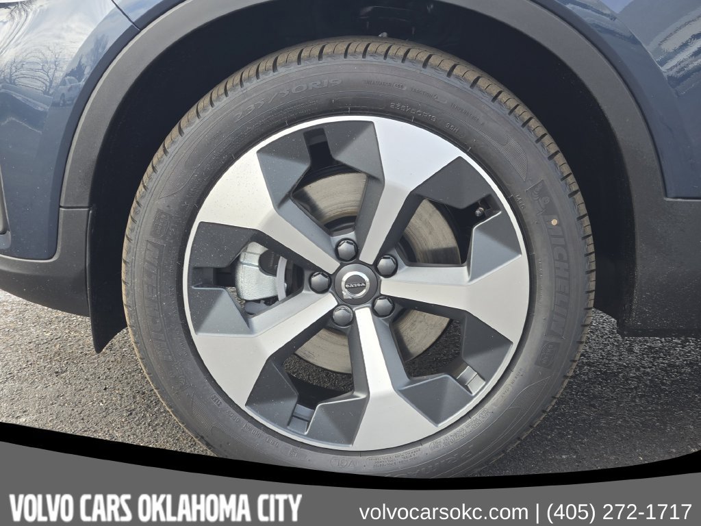 Used 2026 Volvo XC40 B5 Core w/ Protection Package Premier AWD/4WD image 11