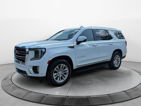 Used 2021 GMC Yukon SLT w/ SLT Luxury Package RWD image 3