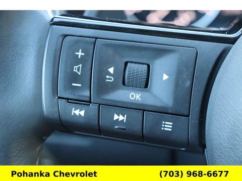 Used 2021 Nissan Rogue SL image 13