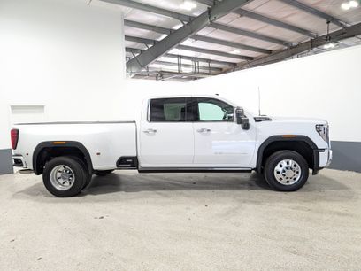 Used 2024 GMC Sierra 3500 Denali w/ Denali Reserve Package