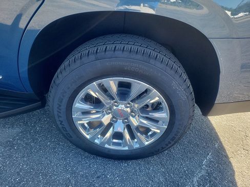 New 2026 GMC Yukon Denali image 8