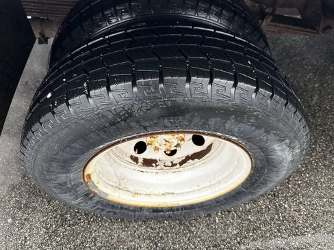 Used 2002 Ford E-450 and Econoline 450 RWD image 14