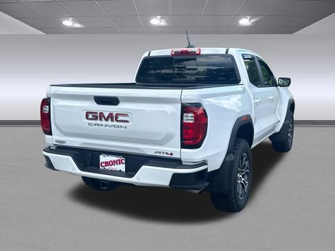 Used 2023 GMC Canyon AT4 w/ AT4 Premium Package AWD/4WD image 3