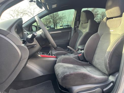 Used 2017 Nissan Sentra NISMO image 12