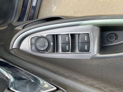 Used 2023 Chevrolet Malibu RS FWD image 17