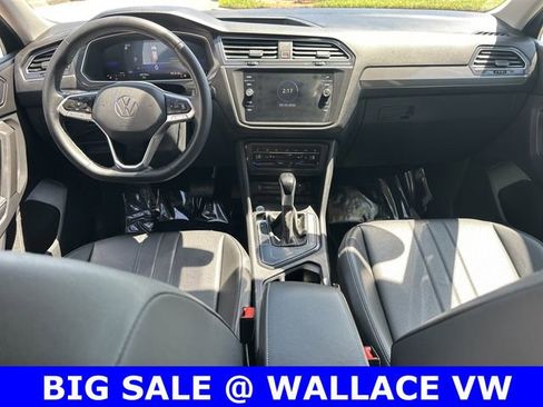 Certified 2023 Volkswagen Tiguan SE image 15