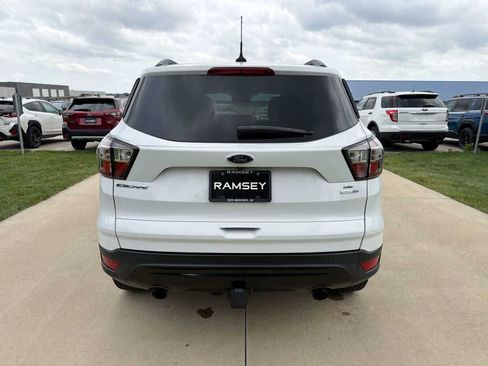 Used 2018 Ford Escape SE w/ SE Sport Appearance Package AWD/4WD image 5