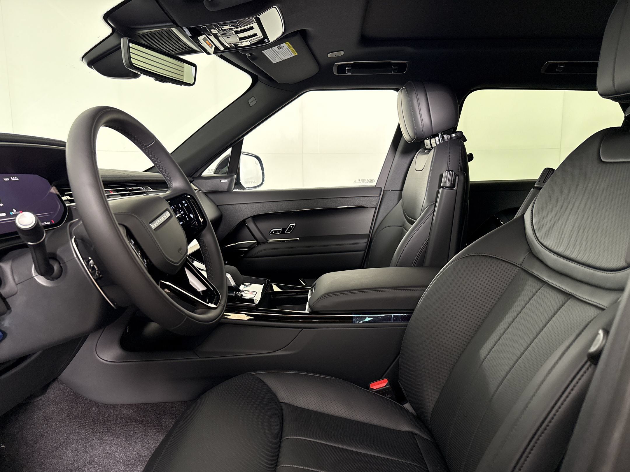 New 2026 Land Rover Range Rover Sport Dynamic SE AWD/4WD image 5