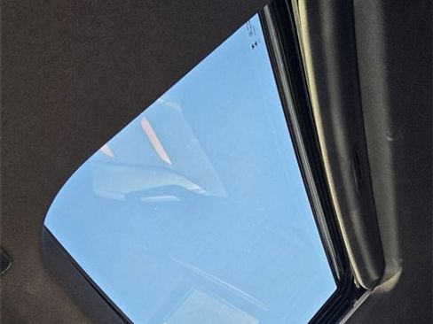 Used 2025 GMC Sierra 1500 AT4 w/ AT4 Premium Package image 18