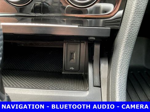 Used 2019 Volkswagen Golf R 4-Door AWD/4WD image 16