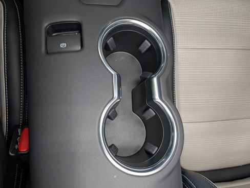 Used 2024 Ford Mustang GT Premium image 34