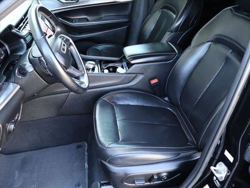 Used 2022 Jeep Grand Cherokee Limited AWD/4WD image 24