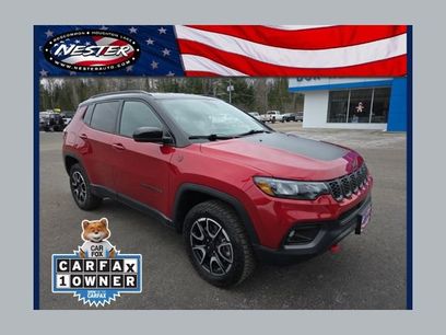 Used 2025 Jeep Compass Trailhawk