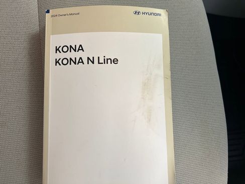 Used 2024 Hyundai Kona SEL image 28