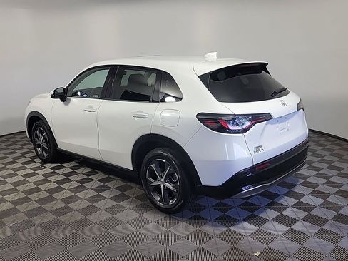 Certified 2024 Honda HR-V EX-L image 9