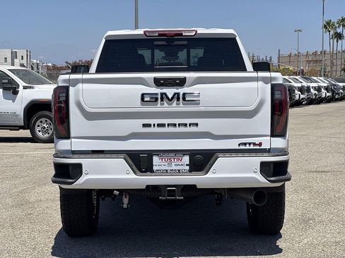 New 2026 GMC Sierra 2500 AT4 w/ AT4 Premium Plus Package AWD/4WD image 4