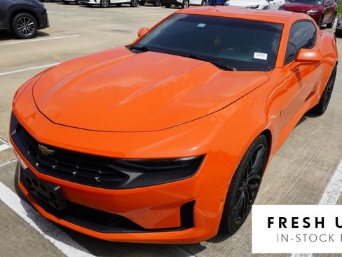 Used 2019 Chevrolet Camaro LT RWD image 1