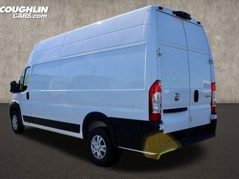 New 2024 RAM ProMaster 3500 w/ Quick Order Package 22G SLT image 10