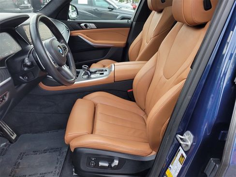 Used 2022 BMW X7 xDrive40i w/ M Sport Package image 19