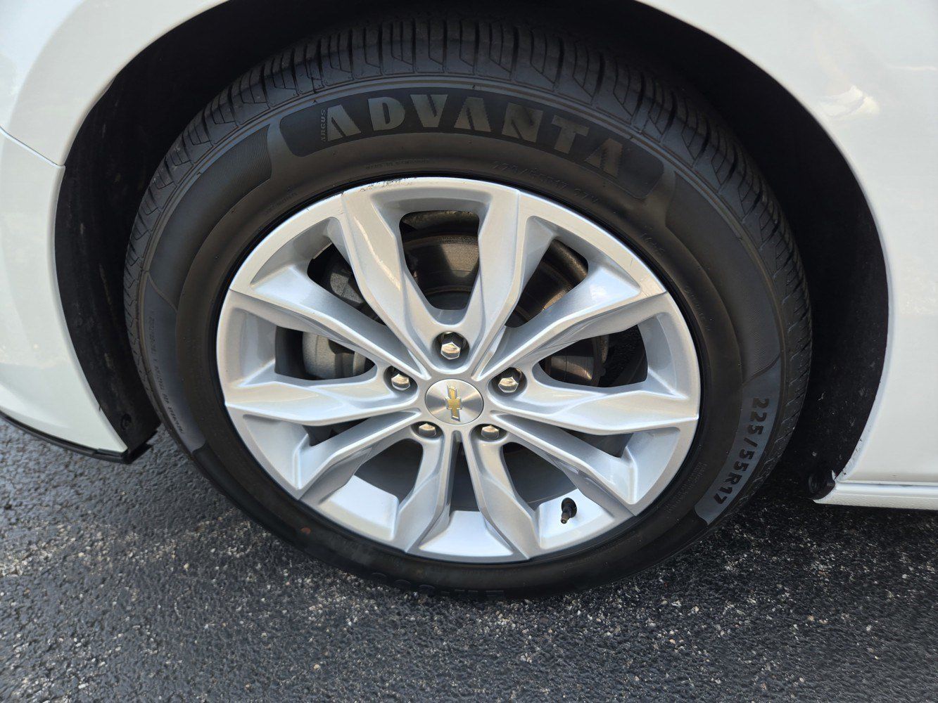 Used 2025 Chevrolet Malibu LT FWD image 41