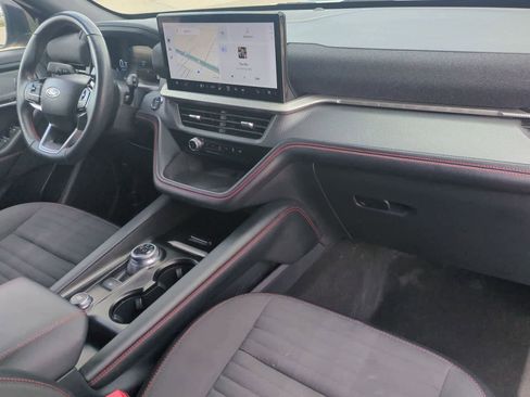 Used 2025 Ford Explorer ST-Line AWD/4WD image 28