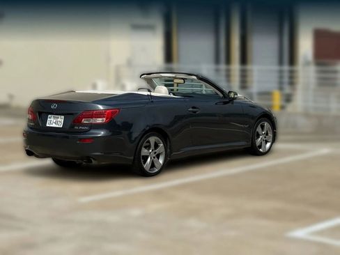 Used 2010 Lexus IS 250C image 8