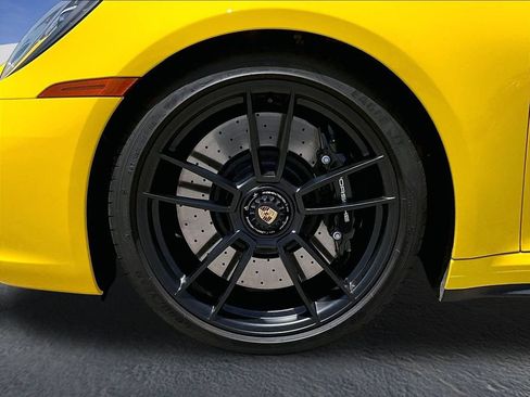 Certified 2024 Porsche 911 Carrera GTS RWD image 11