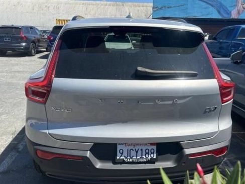 Used 2023 Volvo XC40 B5 Ultimate w/ Climate Package AWD/4WD image 5