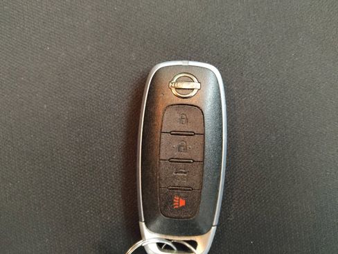 Used 2024 Nissan Sentra S FWD image 32