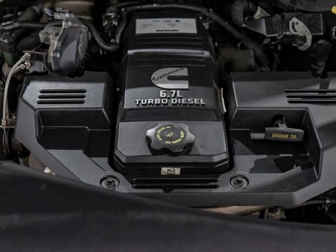 Used 2020 RAM 3500 Laramie w/ Night Edition image 61