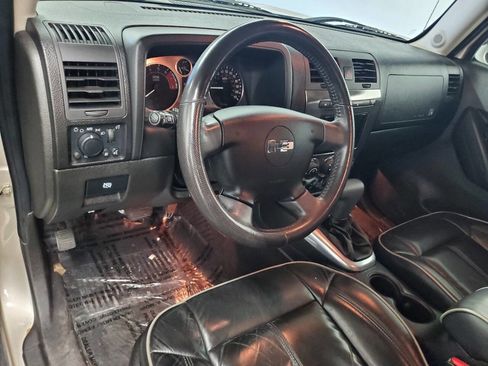 Used 2009 HUMMER H3T Luxury image 8