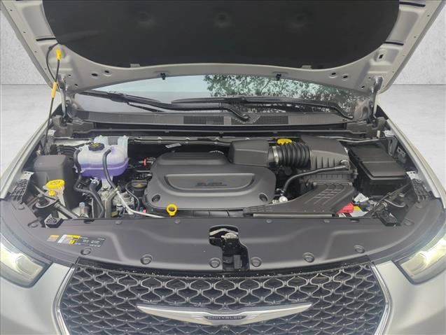 New 2026 Chrysler Pacifica Select FWD image 18