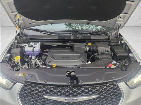 New 2026 Chrysler Pacifica Select FWD image 18