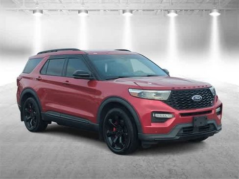 Used 2020 Ford Explorer ST w/ ST Street Pack image 2