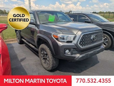 Used 2019 Toyota Tacoma TRD Off-Road AWD/4WD image 2